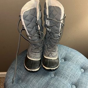 Women’s winter boots